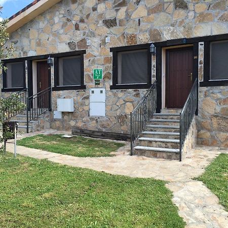 Las Casitas De La Poza Affittacamere Gargantilla del Lozoya Esterno foto